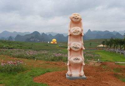 廣西謙瑞環(huán)保 匠心打造玻璃鋼雕塑，鑄就園林景觀藝術(shù)新篇章